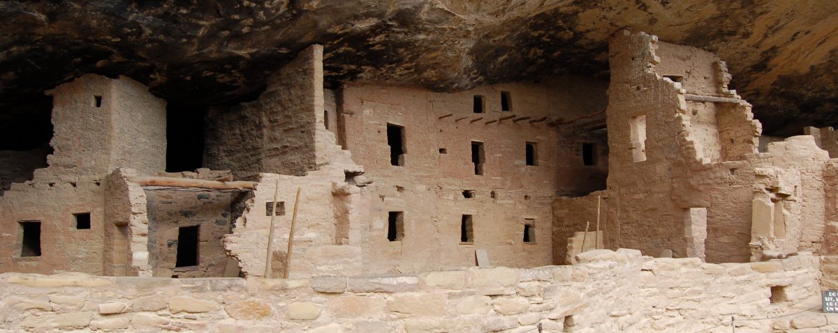 mesa-verde-Header Puebloan cliff dwelling at Mesa Verde National Park Colorado